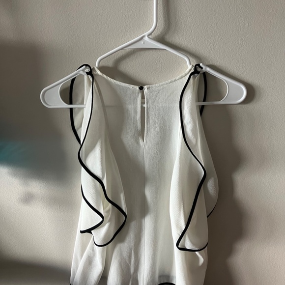 Women’s Zara white medium top - Picture 2 of 3